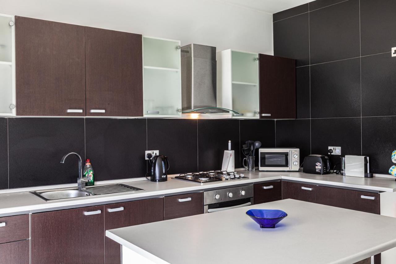 Z4 - Seafront Apartment Σεντ Πόλς Μπέι Εξωτερικό φωτογραφία