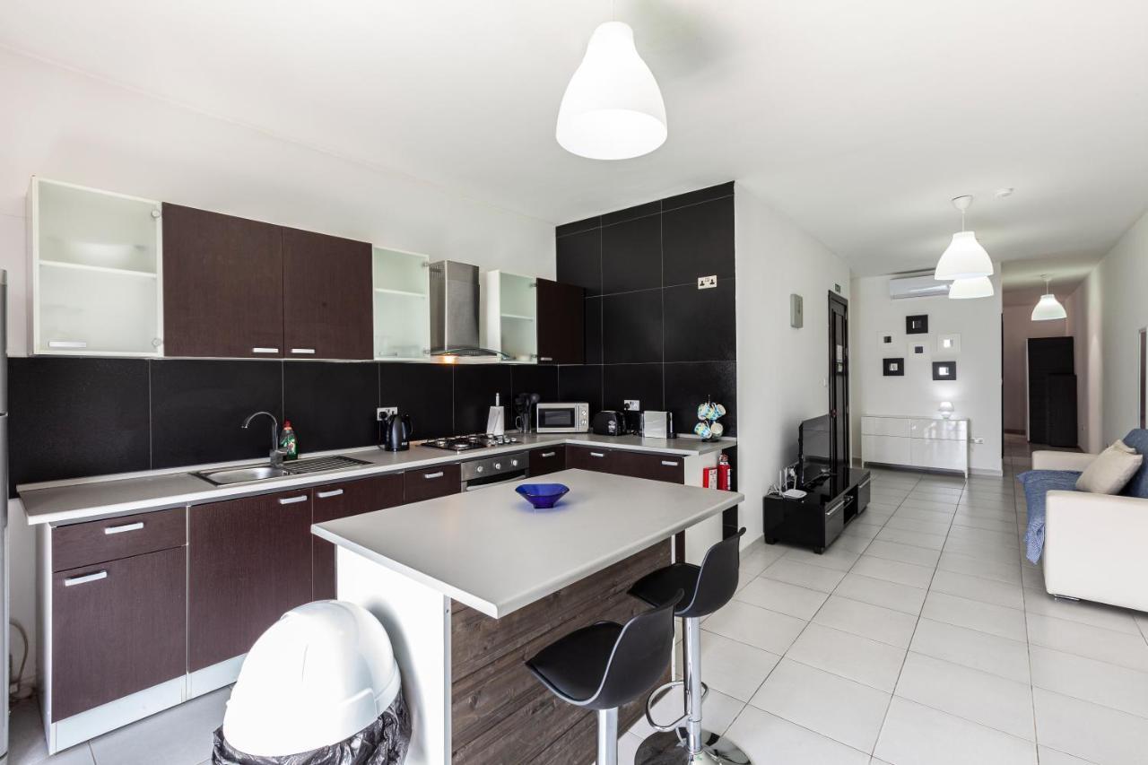 Z4 - Seafront Apartment Σεντ Πόλς Μπέι Εξωτερικό φωτογραφία